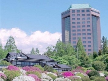 リソルの森 ホテルトリニティ書斎